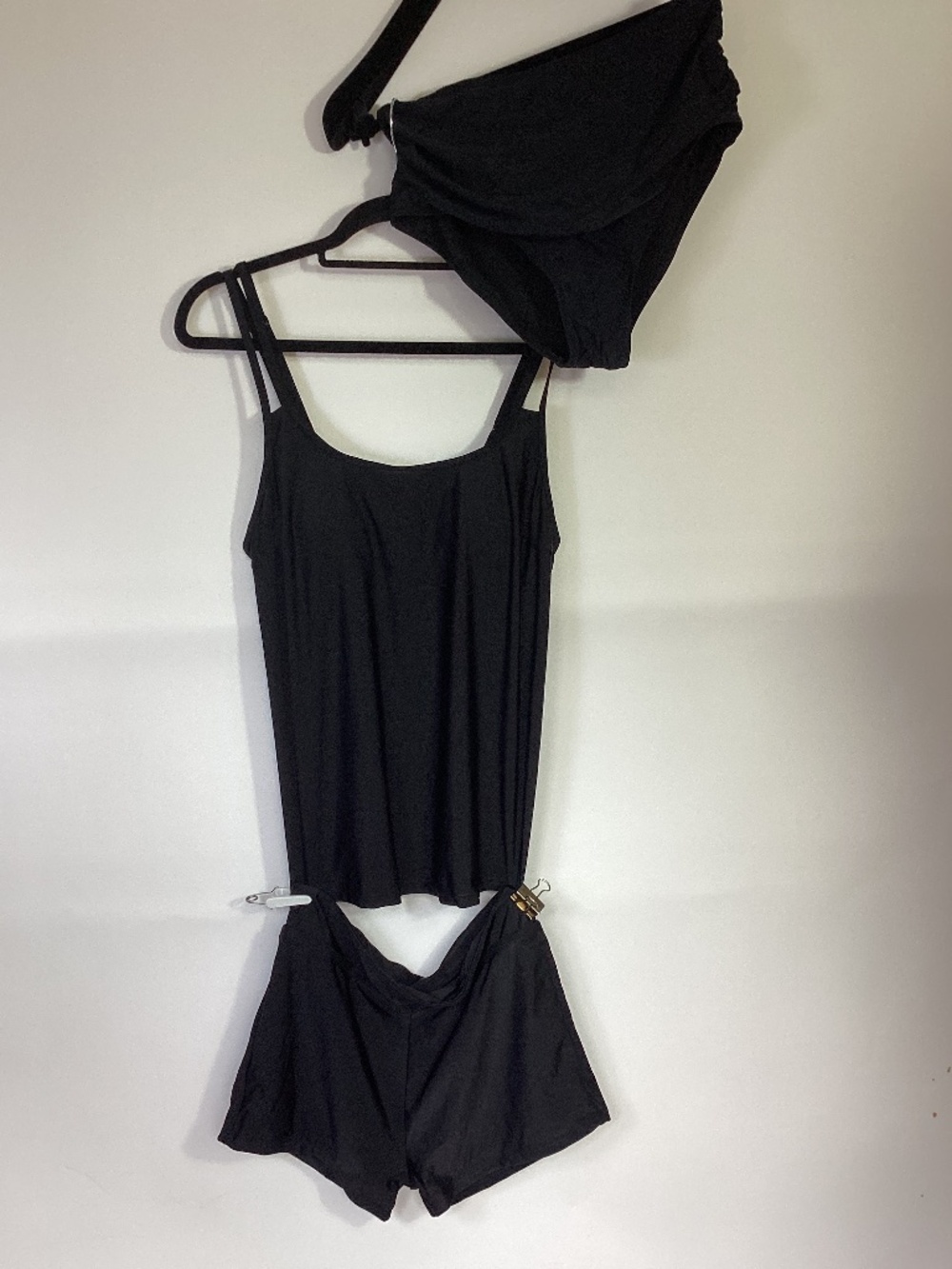 Summer Mae NWT  3 Piece Tankini Swimsuit with Shorts size M Black